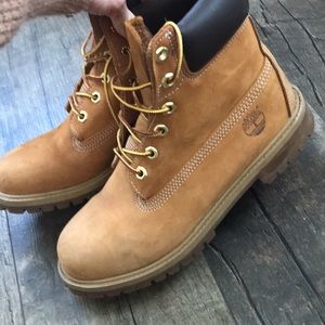 Timberland suede boots